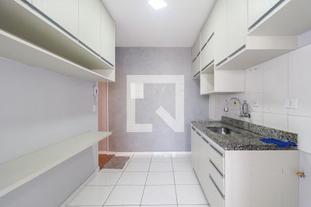 Cozinha de apartamento à venda com 2 quartos, 68m² em Chácara Agrindus, Taboão da Serra