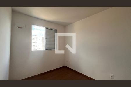 Quarto 2 de apartamento para alugar com 2 quartos, 43m² em Vila Satúrnia, Campinas