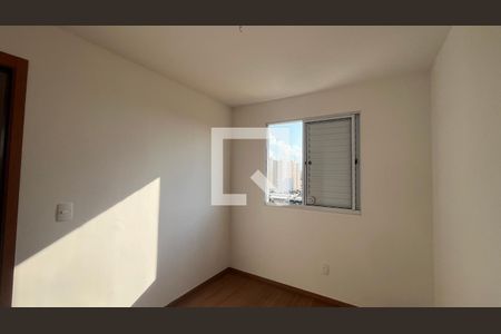 Quarto 1 de apartamento para alugar com 2 quartos, 43m² em Vila Satúrnia, Campinas