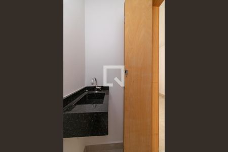 Lavabo de casa à venda com 3 quartos, 110m² em Vila Frugoli, São Paulo