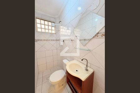 Banheiro Social de casa para alugar com 1 quarto, 2400m² em Jardim Bonfiglioli, Jundiaí