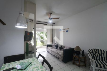 Sala de apartamento para alugar com 3 quartos, 75m² em Jardim Ana Maria, Guarujá