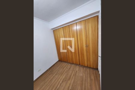 Quarto 1 de apartamento para alugar com 2 quartos, 56m² em Vila Monumento, São Paulo