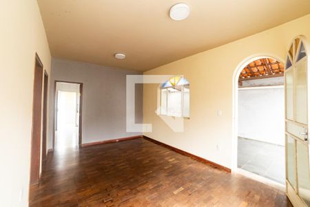 Sala 2 de casa à venda com 5 quartos, 360m² em Santa Cruz, Belo Horizonte