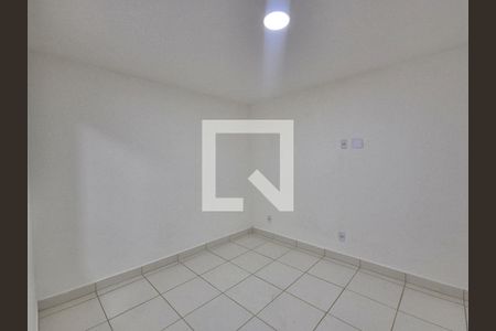 Quarto de casa de condomínio à venda com 1 quarto, 50m² em Vargem Pequena, Rio de Janeiro
