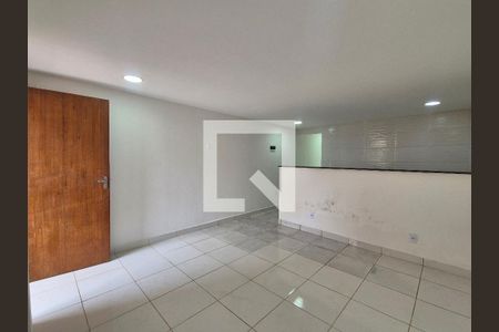 Sala de casa de condomínio à venda com 1 quarto, 50m² em Vargem Pequena, Rio de Janeiro