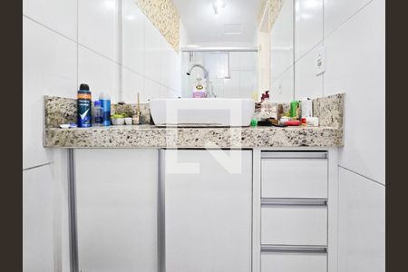 Banheiro de apartamento à venda com 3 quartos, 93m² em Castelo, Belo Horizonte