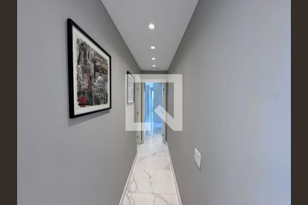 Corredor de apartamento à venda com 2 quartos, 82m² em Barra da Tijuca, Rio de Janeiro