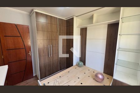 Quarto 1 de apartamento para alugar com 2 quartos, 53m² em Vila Clarice, Santo André