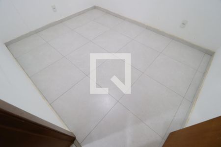 Quarto 2 de apartamento para alugar com 3 quartos, 75m² em Granada, Uberlândia