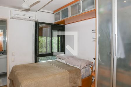 Suíte de apartamento à venda com 2 quartos, 62m² em Bela Aliança, São Paulo