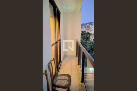 Varanda de apartamento à venda com 3 quartos, 90m² em Jacarepaguá, Rio de Janeiro