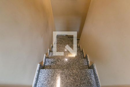 Escada  de casa de condomínio à venda com 2 quartos, 70m² em Itaquera, São Paulo
