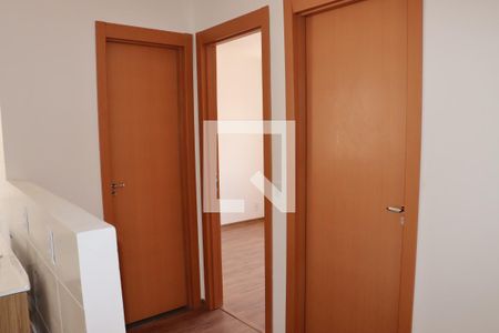 Corredor de apartamento para alugar com 2 quartos, 45m² em Granja Viana, Cotia