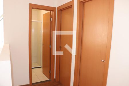 Corredor de apartamento para alugar com 2 quartos, 45m² em Granja Viana, Cotia