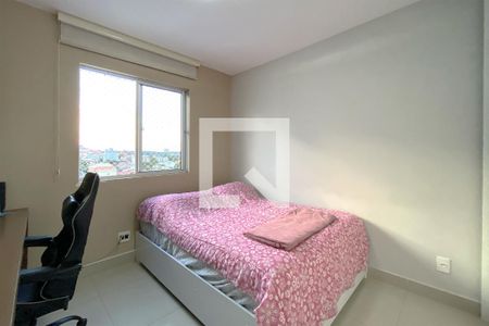 Quarto de apartamento à venda com 3 quartos, 69m² em Pompéia, Belo Horizonte