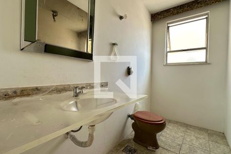 Lavabo de apartamento para alugar com 3 quartos, 288m² em Copacabana, Rio de Janeiro