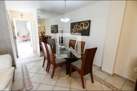 Sala de casa à venda com 4 quartos, 223m² em Vila Isabel, Rio de Janeiro