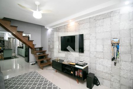 Sala de casa à venda com 2 quartos, 140m² em Vila Galvão, Guarulhos