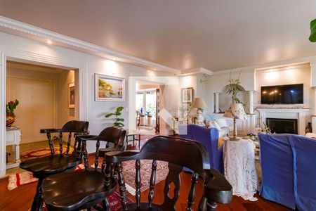 Apartamento à venda com 4 quartos, 266m² em Vila Suzana, São Paulo