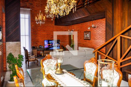 Casa de Condomínio à venda com 4 quartos, 580m² em Nonoai, Porto Alegre