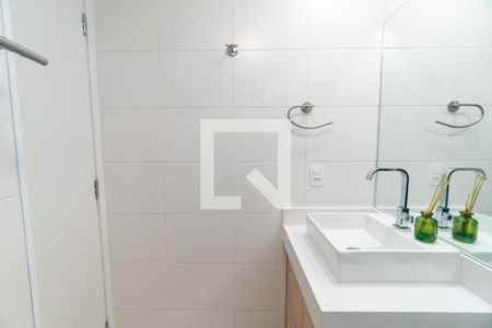 Banheiro da Suíte de apartamento à venda com 2 quartos, 60m² em Vila Guarani, São Paulo