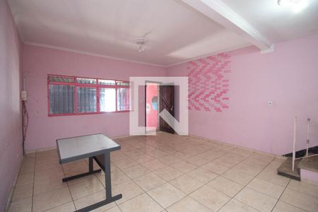 Sala de casa para alugar com 3 quartos, 160m² em Parque Edu Chaves, São Paulo