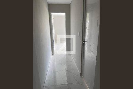 Corredor de apartamento para alugar com 1 quarto, 135m² em Vila Santa Cruz, Duque de Caxias