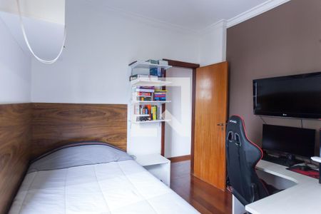 quarto 1 de apartamento à venda com 3 quartos, 120m² em Buritis, Belo Horizonte