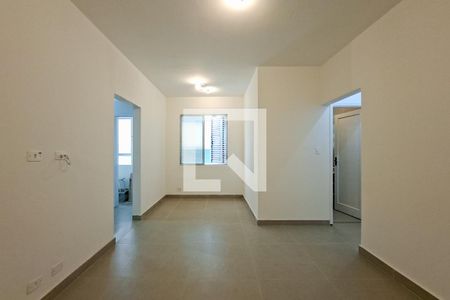 Sala de apartamento para alugar com 2 quartos, 65m² em Guilhermina, Praia Grande
