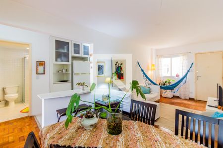 Sala de apartamento à venda com 2 quartos, 67m² em Pinheiros, São Paulo