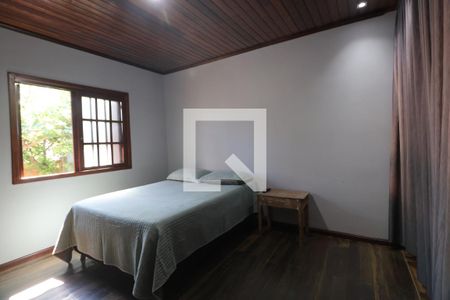 Quarto 1 de casa à venda com 4 quartos, 345m² em Mathias Velho, Canoas