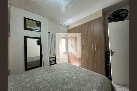 Quarto de casa à venda com 3 quartos, 240m² em Vila Ipojuca, São Paulo