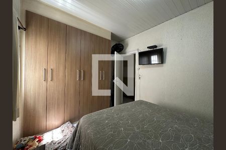 Quarto de casa à venda com 3 quartos, 240m² em Vila Ipojuca, São Paulo