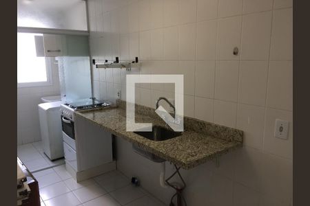 Cozinha de apartamento para alugar com 2 quartos, 72m² em Jardim Carvalho, Porto Alegre