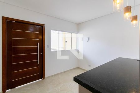 Sala de casa para alugar com 2 quartos, 53m² em Jardim Flor da Montanha, Guarulhos