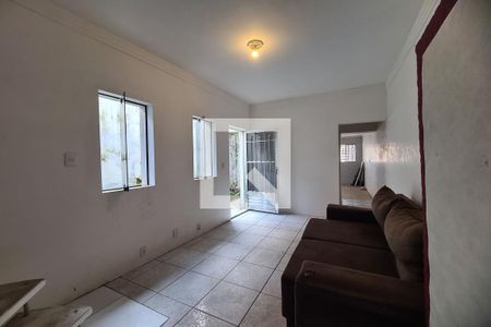 Sala 2 de casa para alugar com 3 quartos, 100m² em Jardim Sapopemba, São Paulo