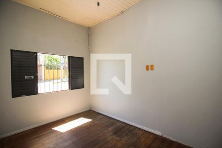 Quarto 2 de casa para alugar com 3 quartos, 90m² em Medianeira, Porto Alegre