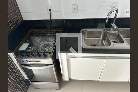 Cozinha de apartamento para alugar com 3 quartos, 105m² em Cerqueira César, São Paulo