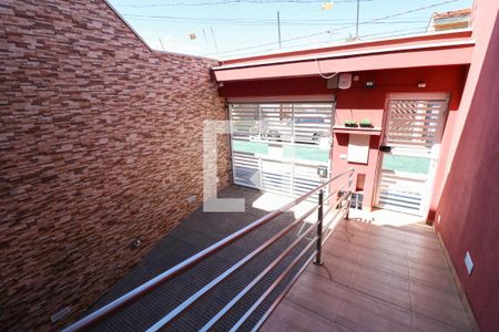 Casa à venda com 3 quartos, 276m² em Jardim Aeroporto, São Paulo