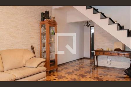 Casa à venda com 3 quartos, 260m² em Vila Guarani, São Paulo