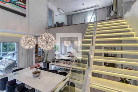 Casa à venda com 4 quartos, 498m² em Interlagos, São Paulo