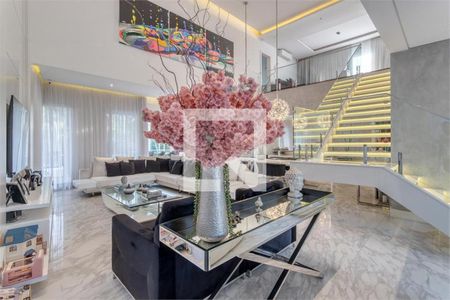 Casa à venda com 4 quartos, 498m² em Interlagos, São Paulo