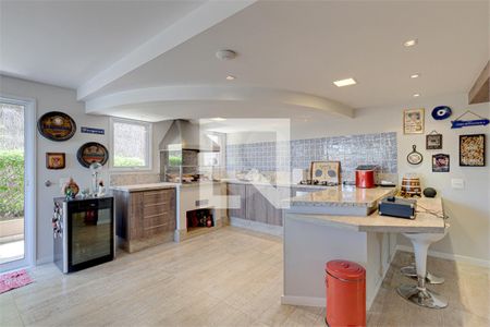 Casa à venda com 3 quartos, 440m² em Chácara Monte Alegre, São Paulo