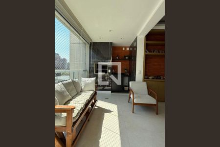 Apartamento à venda com 3 quartos, 116m² em Jardim das Acacias, São Paulo