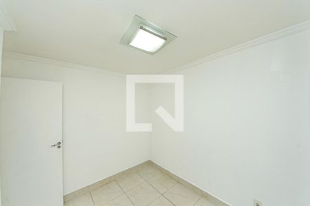 Quarto 2 de apartamento para alugar com 2 quartos, 47m² em Jardim Ângela (zona Leste), São Paulo