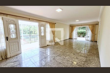 Casa à venda com 4 quartos, 329m² em Jardim Vitoria Regia (Zona Oeste), São Paulo