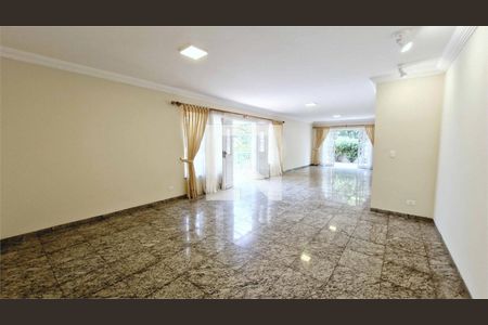 Casa à venda com 4 quartos, 329m² em Jardim Vitoria Regia (Zona Oeste), São Paulo