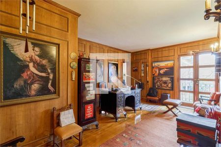 Casa à venda com 5 quartos, 850m² em Santo Amaro, São Paulo