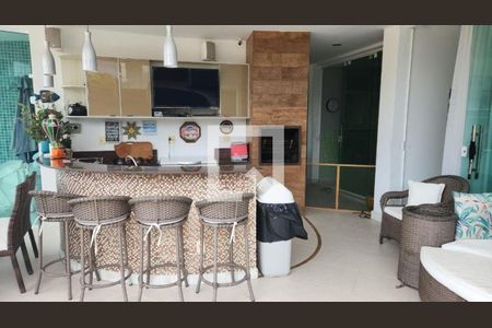 Casa à venda com 5 quartos, 391m² em Itaipu, Niterói